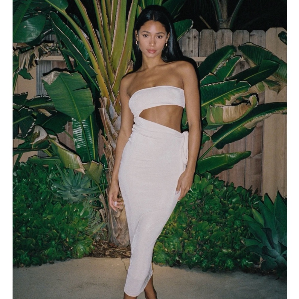 BIARRITZ DRESS — CRÈME